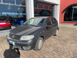 Grigio Usata 2003 Fiat Punto Active Tre volumi | 750 € (Ottimo prezzo)