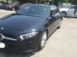 Usata 2019 Mercedes A180 Premium Tre volumi | 14.900 € (Super prezzo)