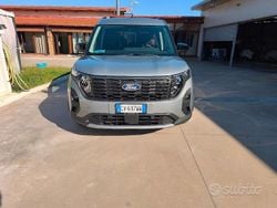 Grigio Usata 2024 Ford Tourneo Courier Monovolume | 21.000 € (Buon prezzo)
