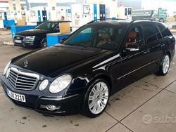 Nero Usata 2009 Mercedes E220 Avantgarde Station wagon | 7900 € (Buon prezzo)