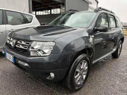 Grigio Usata 2014 Dacia Duster Lauréate Station wagon | 6300 € (Ottimo prezzo)
