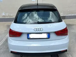 Usata 2016 Audi A1 Sportback Sport Due volumi | 6900 € (Super prezzo)