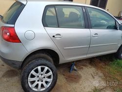 Grigio Usata 2006 VW Golf V | 1000 €