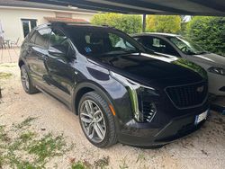 Blu Usata 2022 Cadillac XT4 SUV | 25.000 €