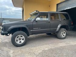 Usata 1999 Jeep Cherokee SUV | 6500 € (Cara)