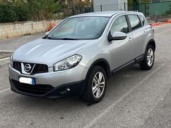 Grigio Usata 2010 Nissan Qashqai SUV | 5300 € (Buon prezzo)