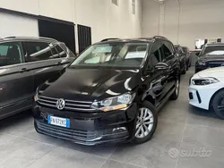 Nero Usata 2018 VW Touran Highline Monovolume | 19.999 € (Buon prezzo)