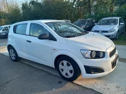 Bianco Usata 2012 Chevrolet Aveo LS Tre volumi | 3500 € (Ottimo prezzo)