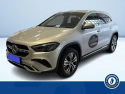 Argento metallizzato Usata 2024 Mercedes GLA200 Advanced SUV | 40.000 € (Ottimo prezzo)