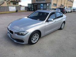 Argento Usata 2017 BMW 318 Advantage Tre volumi | 13.690 € (Ottimo prezzo)