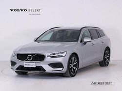 Argento Usata 2022 Volvo V60 Core Station wagon | 27.900 € (Buon prezzo)
