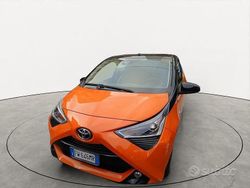 Arancione Usata 2019 Toyota Aygo X-wave Due volumi | 10.900 € (Buon prezzo)