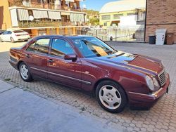 Lilla Usata 1997 Mercedes 200 Avantgarde Tre volumi | 8000 €