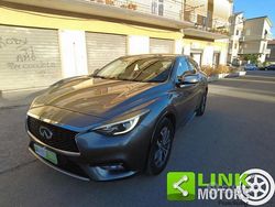 Grigio Usata 2016 Infiniti Q30 Premium Due volumi | 12.300 € (Buon prezzo)