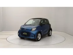 Blu/azzurro(met.) Usata 2021 Smart ForTwo Electric Drive Pure Tre volumi | 12.900 € (Buon prezzo)