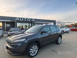 Usata 2015 Jeep Cherokee Longitude SUV | 14.800 € (Buon prezzo)