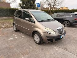 Marrone Usata 2006 Lancia Musa Monovolume | 1750 € (Buon prezzo)