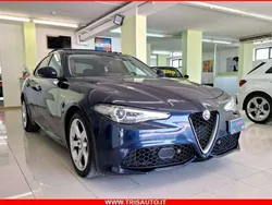 Blu Usata 2017 Alfa Romeo Giulia Veloce Tre volumi | 19.900 € (Buon prezzo)