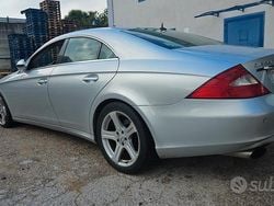 Grigio Usata 2004 Mercedes CLS350 Coupé | 4000 €