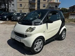 Bianco Usata 2002 Smart ForTwo Coupé Passion Due volumi | 1500 € (Buon prezzo)
