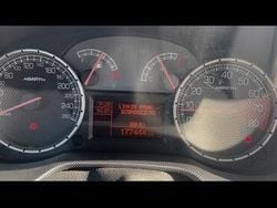 Bianco Usata 2009 Abarth Grande Punto Due volumi | 12.000 € (Molto cara)