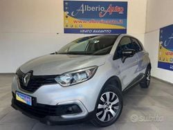Argento metallizzato Usata 2019 Renault Captur Life SUV | 10.900 € (Buon prezzo)