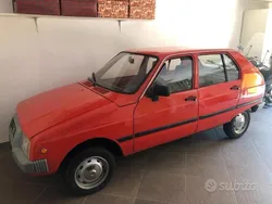 Arancione Usata 1981 Citroën Visa Tre volumi | 6500 €