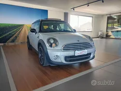 Grigio Usata 2011 Mini Cooper D Clubman Station wagon | 9000 € (Molto cara)