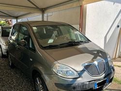 Grigio Usata 2007 Lancia Musa Monovolume | 2000 € (Super prezzo)