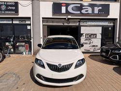 Bianco Usata 2022 Lancia Ypsilon Silver Due volumi | 10.400 € (Buon prezzo)