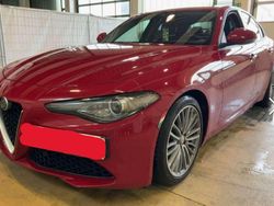 Rosso Usata 2019 Alfa Romeo Giulia Executive Tre volumi | 20.500 € (Ottimo prezzo)