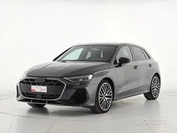 Grigio Usata 2024 Audi S3 Comfort Tre volumi | 56.800 € (Buon prezzo)