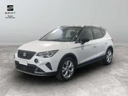 Bianco nevada nero midnight Usata 2024 Seat Arona FR SUV | 16.500 € (Buon prezzo)