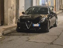 Nero Usata 2013 Alfa Romeo Giulietta Tre volumi | 4800 € (Buon prezzo)