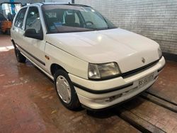 Bianco Usata 1992 Renault Clio Coupé | 1000 €