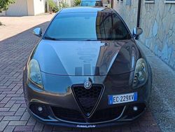Grigio Usata 2010 Alfa Romeo Giulietta Distinctive Due volumi | 7999 € (Cara)