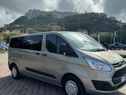 Usata 2014 Ford Transit Monovolume | 15.000 €