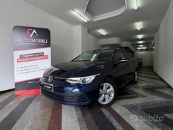 Blu Usata 2021 VW Golf VIII Style Tre volumi | 20.500 € (Buon prezzo)