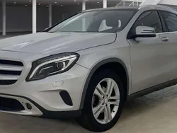 Argento Usata 2016 Mercedes GLA200 Premium SUV | 17.400 € (Buon prezzo)