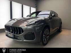 Grigio lava Usata 2022 Maserati Grecale GT SUV | 51.900 € (Buon prezzo)