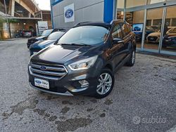 Grigio Usata 2019 Ford Kuga Business Edition SUV | 13.500 € (Buon prezzo)