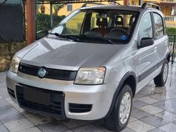 Grigio Usata 2007 Fiat Panda 4x4 Due volumi | 5800 € (Buon prezzo)