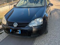 Nero Usata 2004 VW Golf V Tre volumi | 2250 €