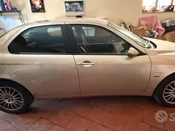 Usata 2003 Alfa Romeo 156 Tre volumi | 1500 € (Buon prezzo)