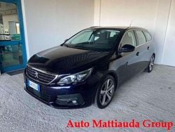 Blu/azzurro Usata 2019 Peugeot 308 Allure Station wagon | 12.700 € (Cara)