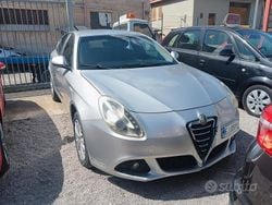 Grigio Usata 2011 Alfa Romeo Giulietta Progression Due volumi | 6900 € (Buon prezzo)