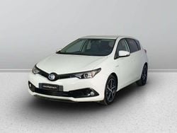 Bianco Usata 2018 Toyota Auris Hybrid Style Tre volumi | 11.500 €