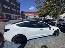 Käytetty 2023 Tesla Model 3 Performance Sedan | 39.000 € (Kallis)