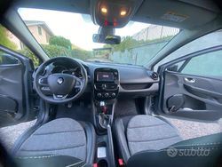 Grigio Usata 2019 Renault Clio IV Life Tre volumi | 9600 € (Buon prezzo)