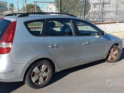 Grigio Usata 2010 Hyundai i30 Station wagon | 1000 €